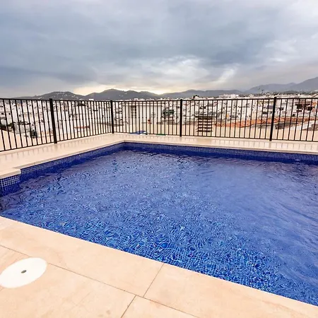 Luxurious Carabeo 2000 1.3 דירה