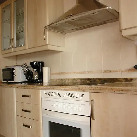 Luxurious Carabeo 2000 1.3 Nerja