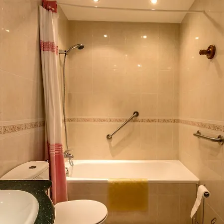 Luxurious Carabeo 2000 1.3 Nerja